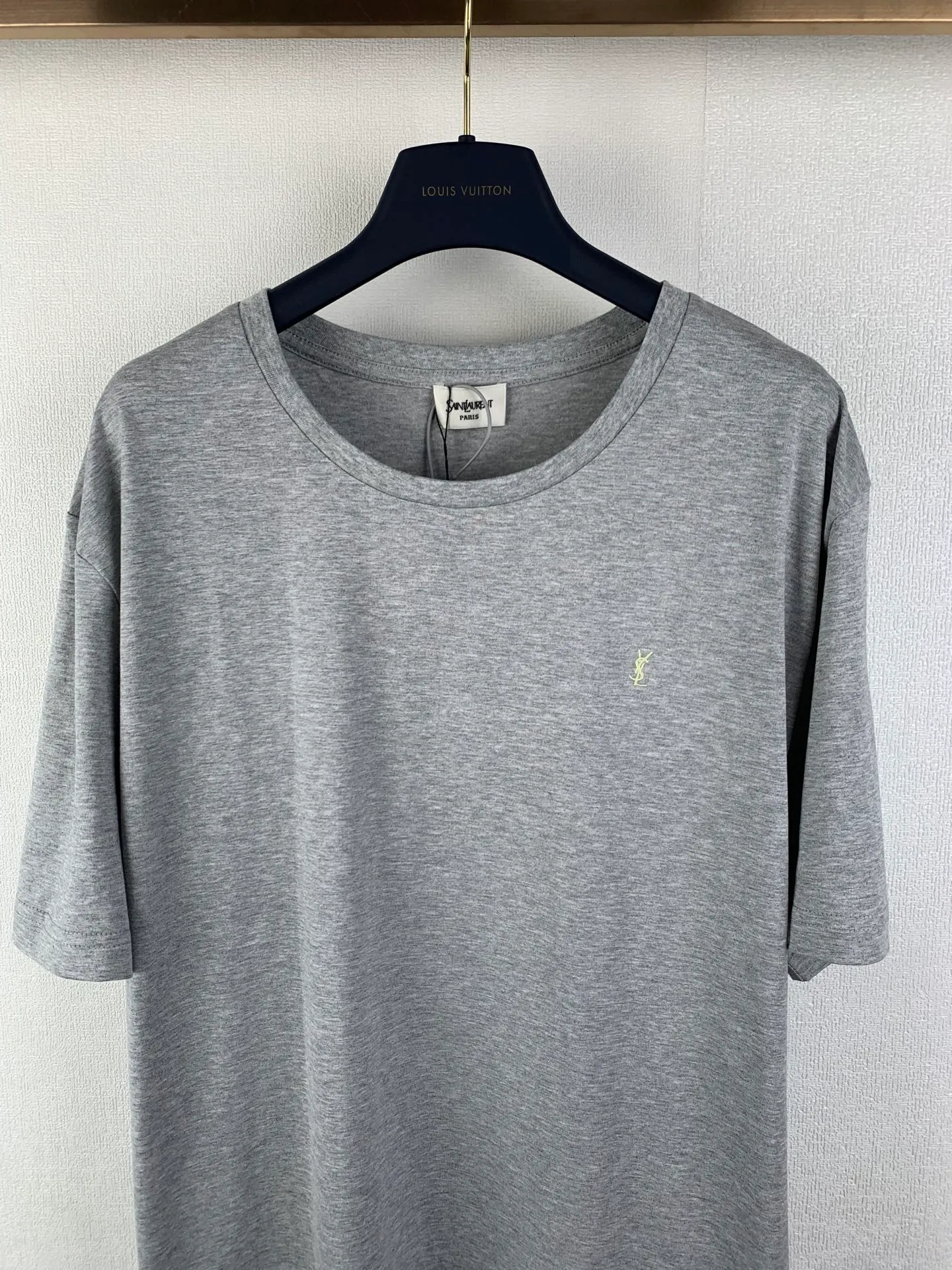 SAINT LAURENT Classic T Authentic 2322 ，50 170 ，1*1 280 ， ， ， 1：1 ， Size：S M L XL